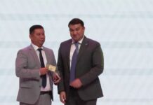 В Туркестане чествовали сотрудников органов государственных доходов