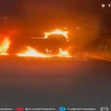 Автомобиль загорелся во время движения в Шымкенте