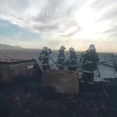 В Ленгере при пожаре в 5-этажном доме эвакуировали 50 человек