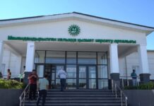 На затянувшуюся очередь за правами жалуются шымкентцы