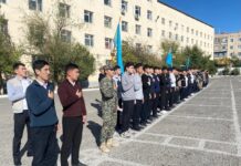 Старшеклассники Шымкента посетили День открытых дверей в части нацгвардии