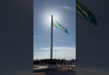 В мкр Shymkent City подняли флаг на самую большую высоту в городе