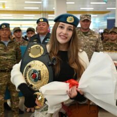 Красавица-боксерша Ангелина Лукас вернулась с победой из Бангкока