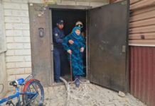 В Шымкенте эвакуировали людей из-за пожара в жилом доме