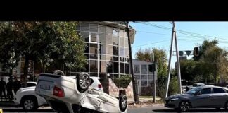 Автомобиль перевернулся: ДТП в центре Шымкента