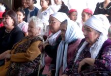 В Центре социальной помощи Шымкента отметили день пожилых людей