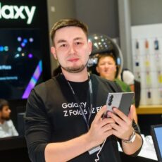 В Шымкенте открылся совместный фирменный магазин Samsung и Freedom Mobile