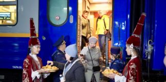 Запущен турпоезд «Jibek joly» по маршруту Алматы–Туркестан–Ташкент–Алматы