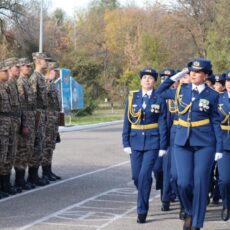 Солдаты шымкентской бригады получили возможность бесплатного высшего образования