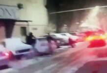 Шымкентские полицейские спасли жильцов горящей квартиры