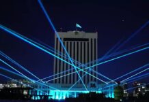 Лазерное шоу впервые прошло в Казахстане: шымкентцы наслаждались незабываемым вечером