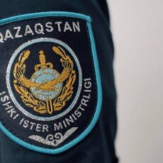 Впервые в Шымкенте высокопоставленного полицейского задержали за взятку