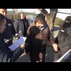 Блогера задержали за вымогательство миллиона тенге