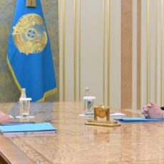 Глава государства принял Дархана Сатыбалды в новой должности