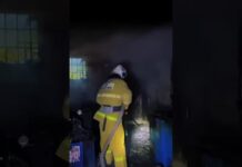 Оборудование в пункте замены шин вспыхнуло в Шымкенте