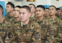 С воспитанниками военного колледжа провели урок мужества Молодые солдаты