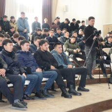 Выпускников военной кафедры приглашают на службу в армию В ЮКУ им. М. Ауезова прошла встреча представителей военного управления Шымкента с выпускниками военной кафедры