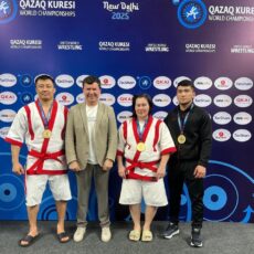 Шымкентские спортсмены – чемпионы мира Жумажан Кожамбеков, Ерсултан Музаппаров, Альбина Бахиева - золотые медалисты