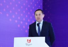 Замакима Шымкента пригрозил судом блогерам-вымогателям