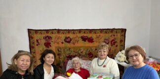 С днем рождения, радистка! Нине Егоровне Мосуновой 9 марта исполнился 101 год