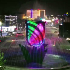 Главный фонтан Шымкента засверкал сотнями огней Главный фонтан Шымкента засверкал сотнями огней