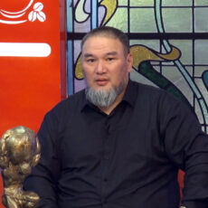 Артык Досалиев готовится установить рекорд в Шымкенте в честь Дня Победы Артык Досалиев