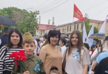 День Победы в Шымкенте. Хорошо отметили. Но могли бы лучше! Народное шествие 9 Мая в Шымкенте