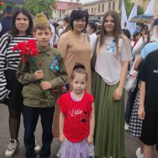 День Победы в Шымкенте. Хорошо отметили. Но могли бы лучше! Народное шествие 9 Мая в Шымкенте