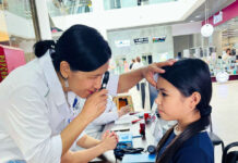 До 28 мая в Шымкенте работает «Островок здоровья» Проверка зрения у ребенка