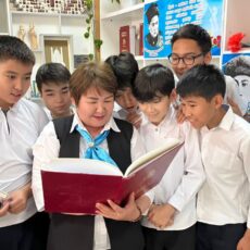 В Шымкенте прошла книжная выставка «Слава героев вечна!» Книжная выставка «Слава героев вечна!»