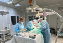 В Шымкенте новорождённому провели несколько сложных операций В Шымкенте новорождённому провели несколько сложных операций