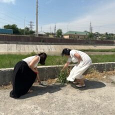 Молодежь Шымкента вышла на очистку берегов реки Бадам Молодежь Шымкента вышла на очистку берегов реки Бадам