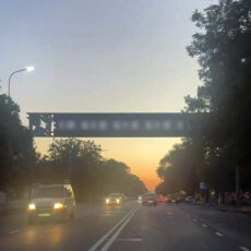 Трансляция непристойного контента велась на LED-экране в Шымкенте Трансляция непристойного контента велась на LED-экране в Шымкенте