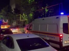 30 человек эвакуировали во время пожара в Шымкенте