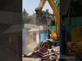 Незаконное строение снесли в Шымкенте по решению суда