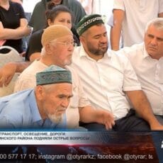 Жители Каратобе подняли острые вопросы перед акимом Шымкента Жители Каратобе на встрече с акимом Шымкента