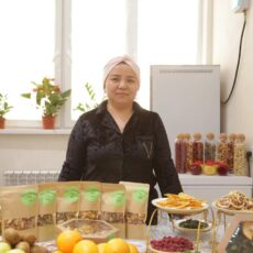 260 человек в Шымкенте получат безвозвратные гранты на бизнес Обладательница гранта на бизнес