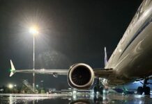 В аэропортах Астаны и Шымкента начнется ремонт весной Самолет