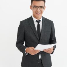 Шымкентцы могут получить госуслуги, не выходя из дома или офиса Персональный менеджер ЦОНа