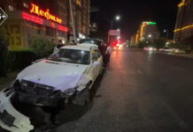 Водитель госпитализирован после столкновения двух автомобилей в Шымкенте ДТП с участием автомобилей Mercedes и Kia Rio