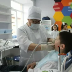 Стоматолог прямо в школе! Детская стоматология