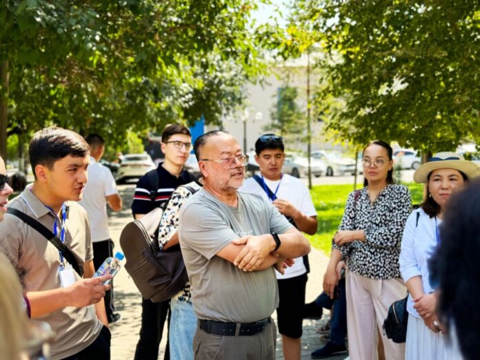 Туризм индустриясының өкілі