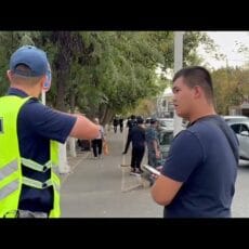 В Шымкенте пресекли незаконную торговлю телефонами на улице