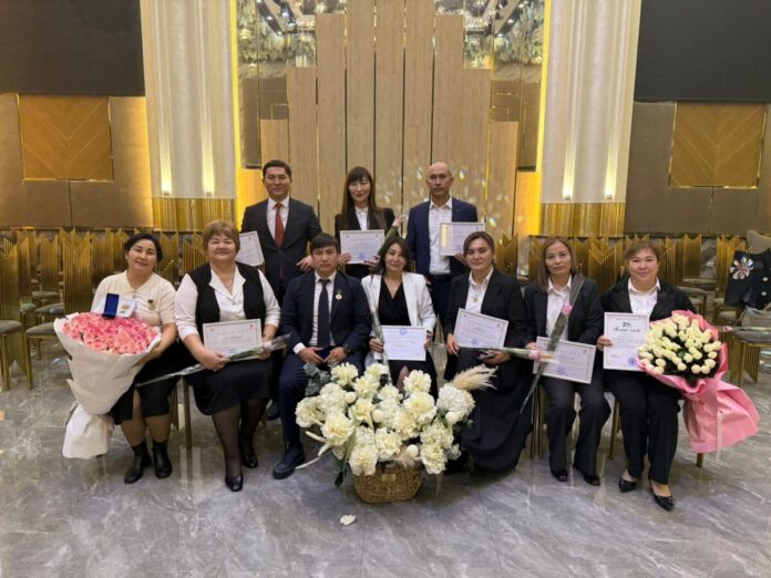 В Шымкенте отметили 20-летие Центров обслуживания населения