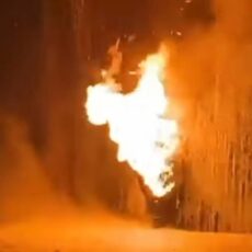 В Туркестане вспыхнул пожар на территории нефтебазы