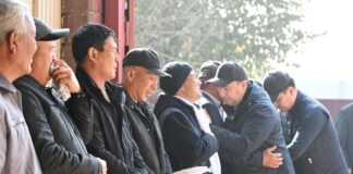 «Мы усилим меры безопасности»: Аким Туркестанской области приехал на место трагедии