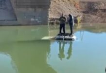 Автомобиль с пассажирами слетел в воду в Туркестанской области