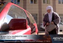 80-летняя бабушка за рулем восхитила соцсети