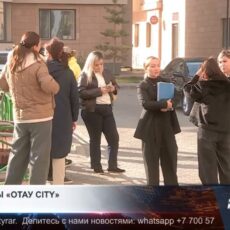 В новом ЖК возле акимата жалуются на порывы труб, холод и поломанные лифты