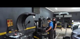 Автолюбители спешат сменить резину перед морозами